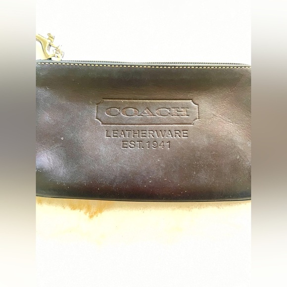 COACH LEATHERWARE LEATHER WRISTLET BLACK - Picture 2 of 12
